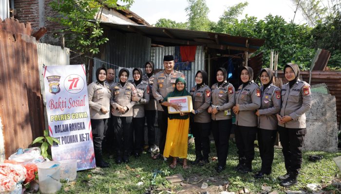 Peduli Sesama, Polres Gowa Gelar Baksos HUT Polwan ke-77 di Somba Opu