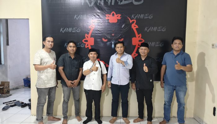 Silaturahmi Penuh Keakraban, Ketua MPC Kiwal Garuda Hitam Gowa Bersama Tokoh Media dan Aparat Polres Gowa Pererat Sinergitas