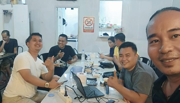 Kunjungan Silaturahmi Hangat di Warkop Lorong Tengah, Sirua Samata. Kelurahan Roman polong kecamatan somba Opu kabupaten Gowa