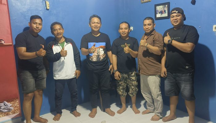 Silaturahmi Ketua MPC KIWAL GARUDA HITAM KAB. GOWA Bapak Rapiuddin Maddo, S.Pd.I., MM sapaan Daeng Ngopa. Bersama Ormas dan Media ke Kediaman Herman Taruna
